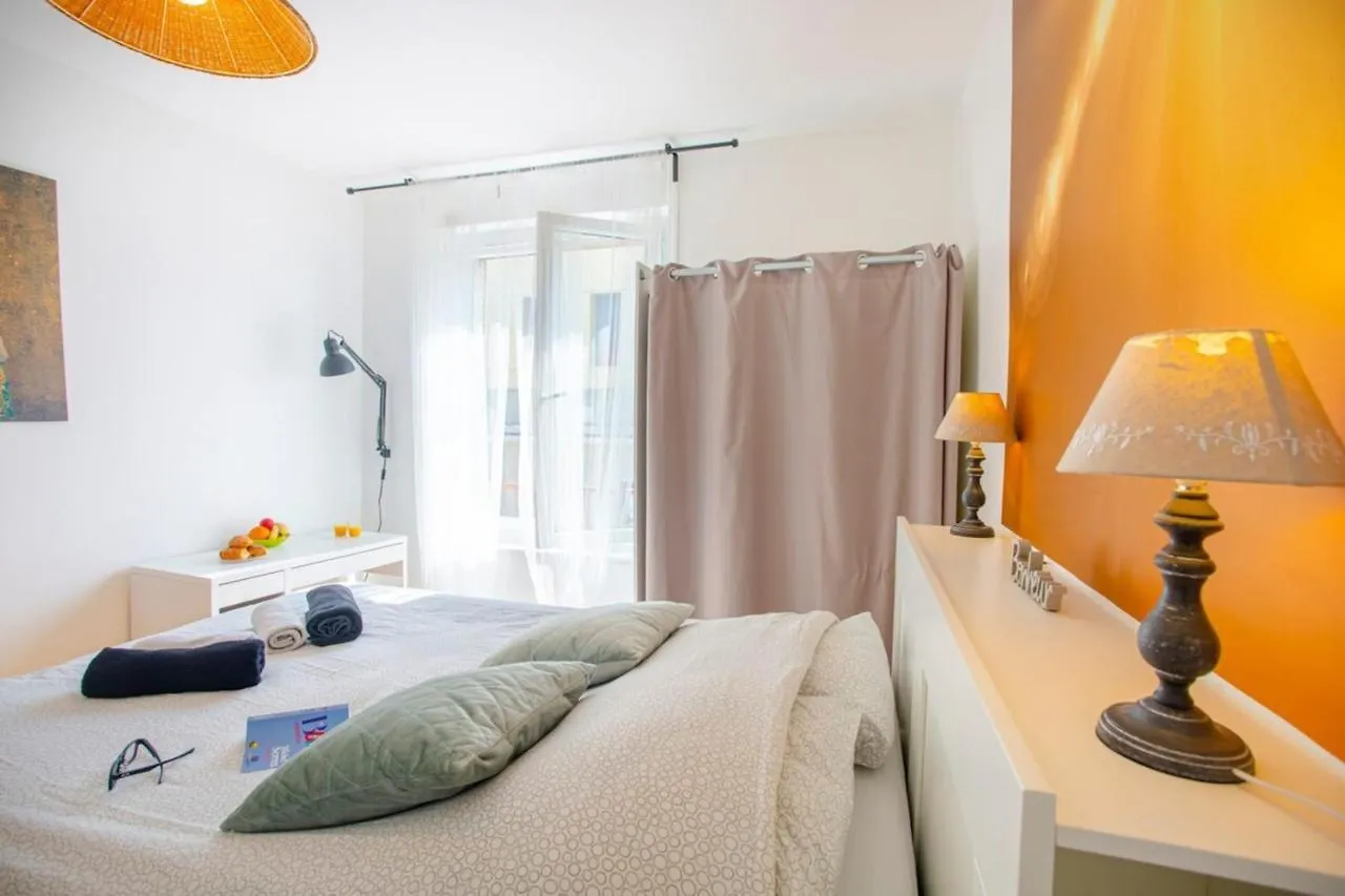 Apartment L'Aparte Hyper Centre Lumineux Lorient France